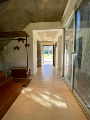 Casa en Barrio Cerrado en Rincón del Indio cerca del mar